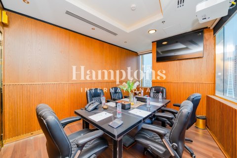 Снять в аренду офис в Джумейра Лейк Тауэрс, Дубай: 103.48000655м², № 77386 - фото 1