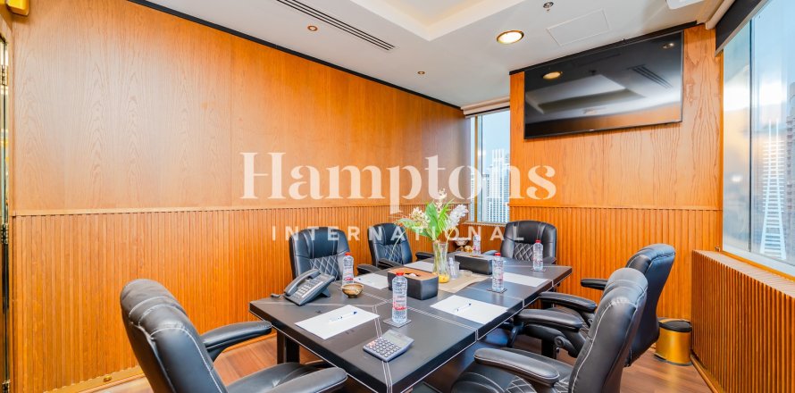 Офис в Джумейра Лейк Тауэрс, Дубай, 103.48м², № 77386