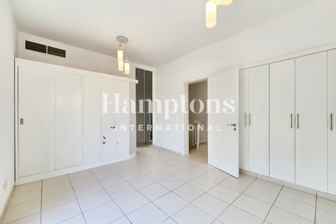 Снять в аренду виллу в Springs 12, The Springs, Дубай: 3 спальни, 213.67690000м², № 77383 - фото 1