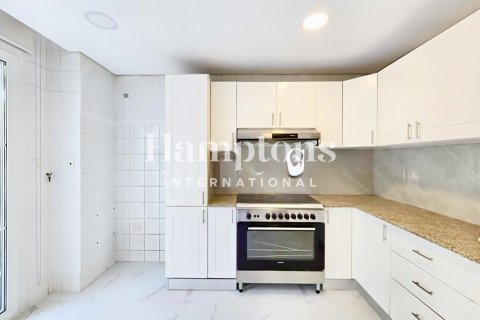 Снять в аренду виллу в Springs 12, The Springs, Дубай: 3 спальни, 213.67690000м², № 77383 - фото 4