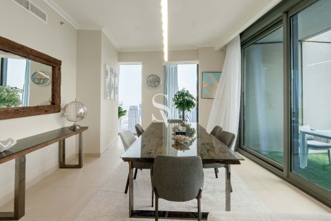 Apartment in Downtown Dubai (Downtown Burj Dubai), Dubai 3 bedrooms, 169 sq.m. № 105586 - photo 12