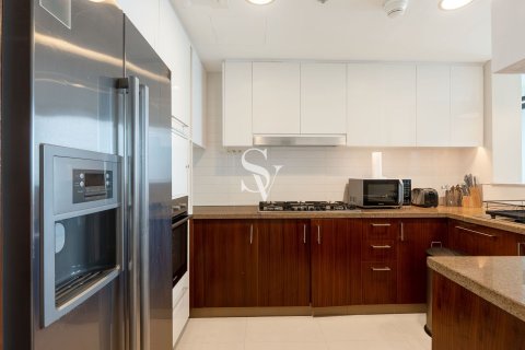 Apartment in Downtown Dubai (Downtown Burj Dubai), Dubai 3 bedrooms, 169 sq.m. № 105586 - photo 27