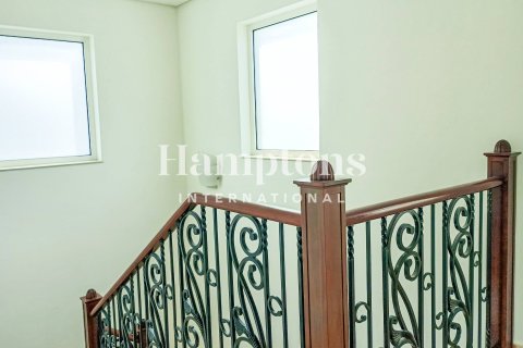 Villa en Murooj Al Furjan, Al Furjan, Dubai, 4 dormitorios, 506.04264100 m², № 63726 - foto 16