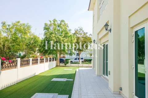 Villa en Murooj Al Furjan, Al Furjan, Dubai, 4 dormitorios, 506.04264100 m², № 63726 - foto 9