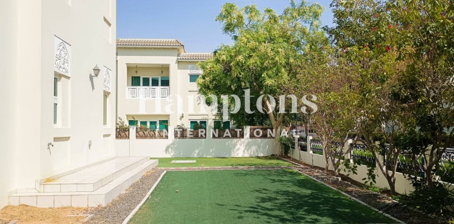 Villa en Murooj Al Furjan, Al Furjan, Dubai, 4 dormitorios, 506.043 m², № 63726