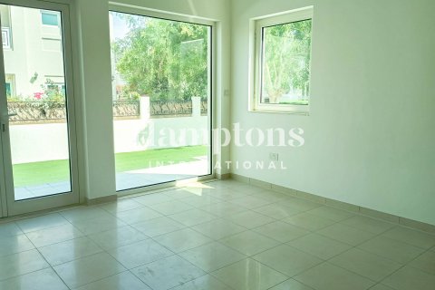 Villa en Murooj Al Furjan, Al Furjan, Dubai, 4 dormitorios, 506.04264100 m², № 63726 - foto 14