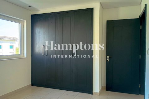 Villa en Murooj Al Furjan, Al Furjan, Dubai, 4 dormitorios, 506.04264100 m², № 63726 - foto 4