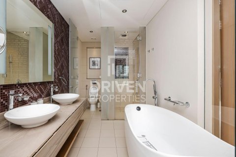 Apartamento en DAMAC Towers by Paramount, Business Bay, Dubai, 3 dormitorios, 162 m², № 87309 - foto 18