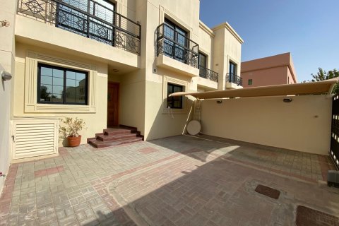 Maison de ville à Mirdif Villas, Mirdif, Dubai, 3 chambres, 255.48 m², № 142199 - photo 3