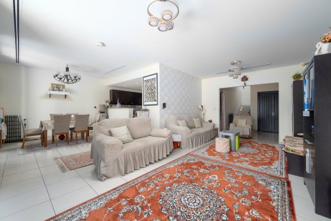 Townhouse in Jumeirah Village Circle, Dubai 3 bedrooms, 277.97 sq.m. № 142201 - photo 14