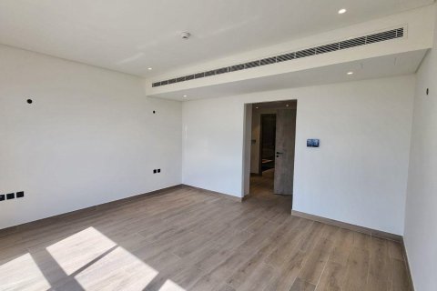 Villa in Dubai Land, Dubai 5 bedrooms, 325.25 sq.m. № 142198 - photo 19