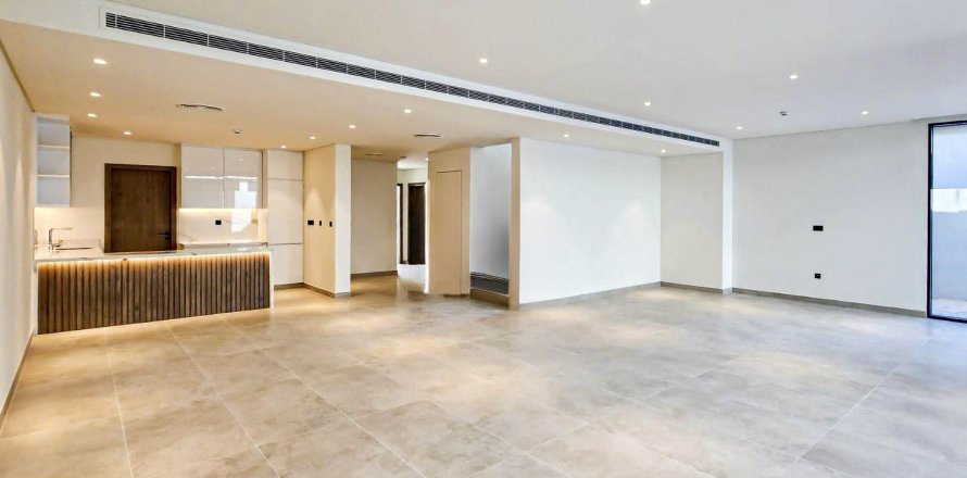 Villa in Dubai Land, Dubai 5 bedrooms, 325.25 sq.m. № 142198