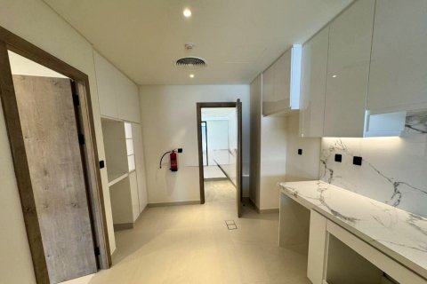 Villa in Dubai Land, Dubai 5 bedrooms, 325.25 sq.m. № 142198 - photo 5