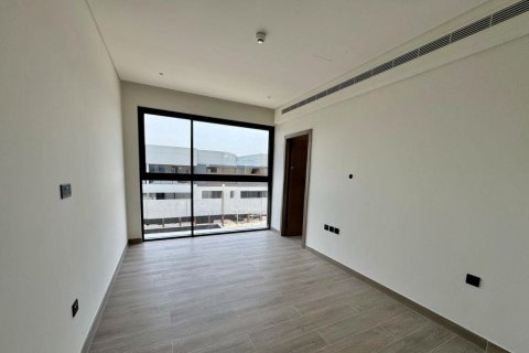 Villa in Dubai Land, Dubai 5 bedrooms, 325.25 sq.m. № 142198 - photo 12