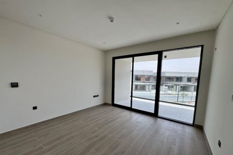 Villa in Dubai Land, Dubai 5 bedrooms, 325.25 sq.m. № 142198 - photo 17