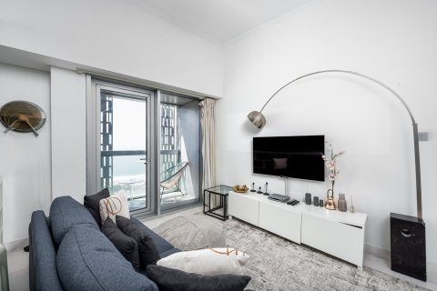Apartment in Cayan Tower, Dubai Marina, Dubai 1 bedroom, 70.75 sq.m. № 142196 - photo 3