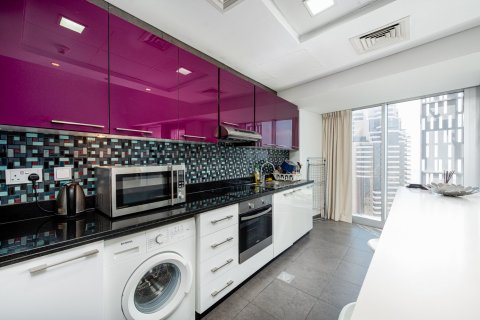 Apartment in Cayan Tower, Dubai Marina, Dubai 1 bedroom, 70.75 sq.m. № 142196 - photo 5