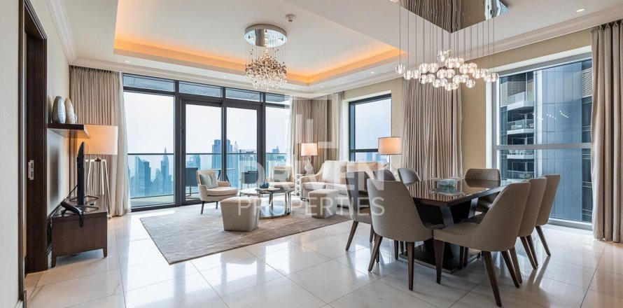Ático en The Address Residence Fountain Views, Downtown Dubai (Downtown Burj Dubai), Dubai, 3 dormitorios, 185.16 m², № 136893