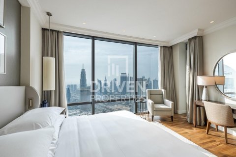 Ático en The Address Residence Fountain Views, Downtown Dubai (Downtown Burj Dubai), Dubai, 3 dormitorios, 185.16 m², № 136893 - foto 11