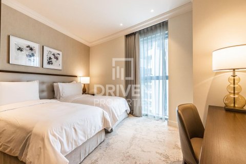 Ático en The Address Residence Fountain Views, Downtown Dubai (Downtown Burj Dubai), Dubai, 3 dormitorios, 185.16 m², № 136893 - foto 5