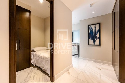Ático en The Address Residence Fountain Views, Downtown Dubai (Downtown Burj Dubai), Dubai, 3 dormitorios, 185.16 m², № 136893 - foto 13