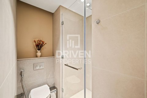 Apartment in Vida Residences Dubai Mall, Downtown Dubai (Downtown Burj Dubai), Dubai 2 bedrooms, 92.53 sq.m. № 136894 - photo 16
