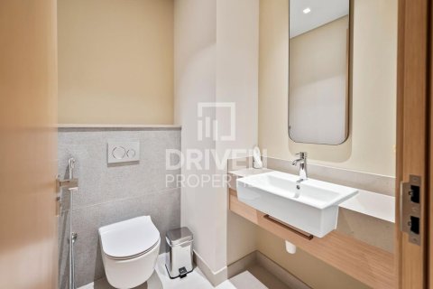 Apartment in Vida Residences Dubai Mall, Downtown Dubai (Downtown Burj Dubai), Dubai 2 bedrooms, 92.53 sq.m. № 136894 - photo 14
