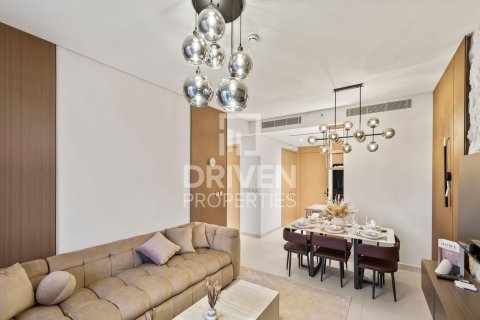 Apartment in Vida Residences Dubai Mall, Downtown Dubai (Downtown Burj Dubai), Dubai 2 bedrooms, 92.53 sq.m. № 136894 - photo 2