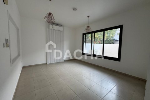فيلا في Hayat Townhouses, Town Square, دبي 3 غرف نوم, 187 م² رقم 111583 - صورة 2