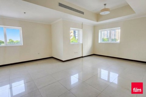Apartment in Dubai 3 bedrooms, 154.3 sq.m. № 119201