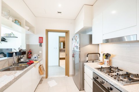 Apartment in Downtown Dubai (Downtown Burj Dubai), Dubai 2 bedrooms, 100 sq.m. № 78018 - photo 8