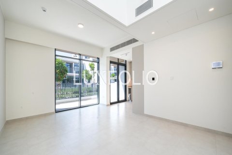Townhouse in Arabian Ranches 3, Dubai 3 bedrooms, 205 sq.m. № 45481 - photo 1