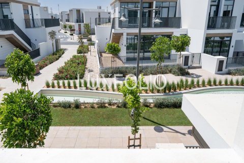 Townhouse in Arabian Ranches 3, Dubai 3 bedrooms, 205 sq.m. № 45481 - photo 4