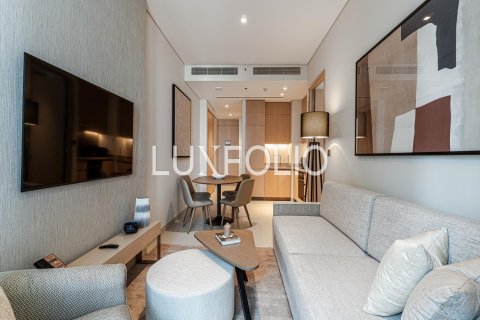 Apartment in Vida Residences Dubai Mall, Downtown Dubai (Downtown Burj Dubai), Dubai 1 bedroom, 80 sq.m. № 45483 - photo 1