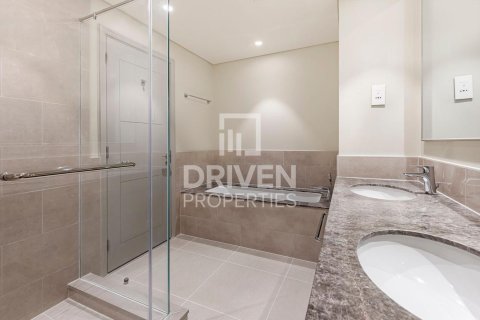 Apartment in Forte, Downtown Dubai (Downtown Burj Dubai), Dubai 3 bedrooms, 148 sq.m. № 19035 - photo 16