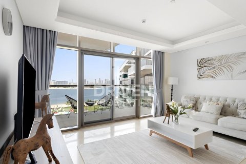 Apartment in The Crescent, Palm Jumeirah, Dubai 3 bedrooms, 161 sq.m. № 19037 - photo 4