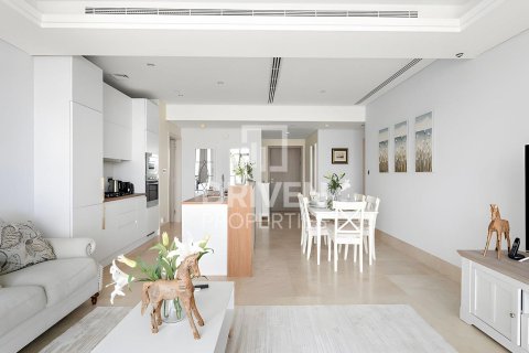 Apartment in The Crescent, Palm Jumeirah, Dubai 3 bedrooms, 161 sq.m. № 19037 - photo 5