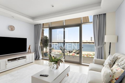 Apartment in The Crescent, Palm Jumeirah, Dubai 3 bedrooms, 161 sq.m. № 19037 - photo 3