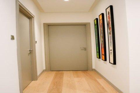 Apartment in Dubai Marina, Dubai 3 bedrooms, 199 sq.m. № 120660 - photo 11