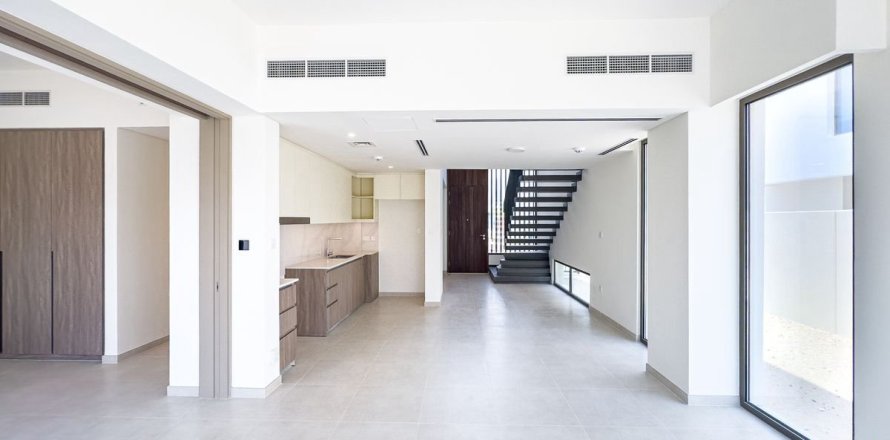 Таунхаус в Дубае, 4 спальни, 257.5м², № 41276