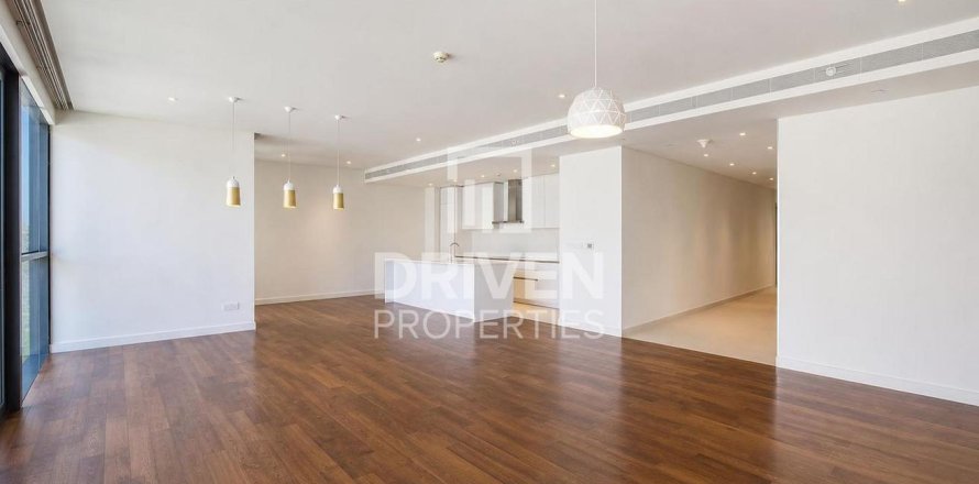Apartamento en City Walk, Dubai, 3 dormitorios, 227.98 m², № 126423