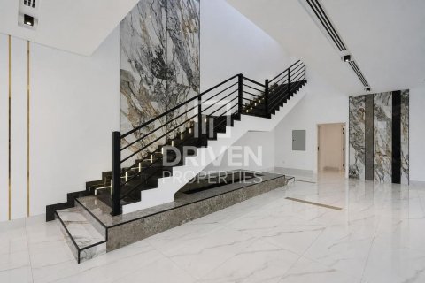 Townhouse in Mirdif Villas, Mirdif, Dubai 4 bedrooms, 929.03 sq.m. № 126425 - photo 3