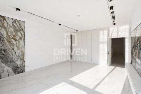 Townhouse in Mirdif Villas, Mirdif, Dubai 4 bedrooms, 929.03 sq.m. № 126425 - photo 14