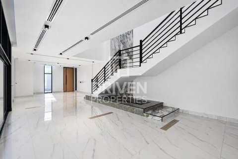 Townhouse in Mirdif Villas, Mirdif, Dubai 4 bedrooms, 929.03 sq.m. № 126425 - photo 4