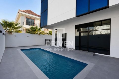 Townhouse in Mirdif Villas, Mirdif, Dubai 4 bedrooms, 929.03 sq.m. № 126425 - photo 24