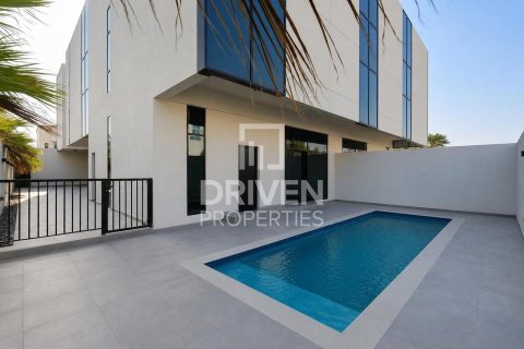 Townhouse in Mirdif Villas, Mirdif, Dubai 4 bedrooms, 929.03 sq.m. № 126425 - photo 25