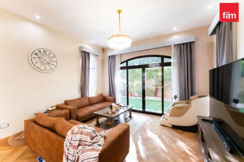 Adosado en Dubai, 4 dormitorios, 922.1 m², № 112021 - foto 20