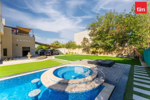 Adosado en Dubai, 4 dormitorios, 922.1 m², № 112021 - foto 23