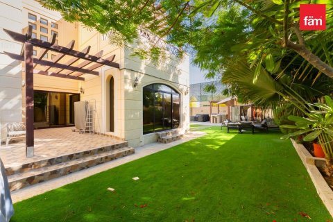 Adosado en Dubai, 4 dormitorios, 922.1 m², № 112021 - foto 5