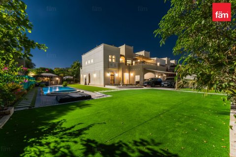 Adosado en Dubai, 4 dormitorios, 922.1 m², № 112021 - foto 12